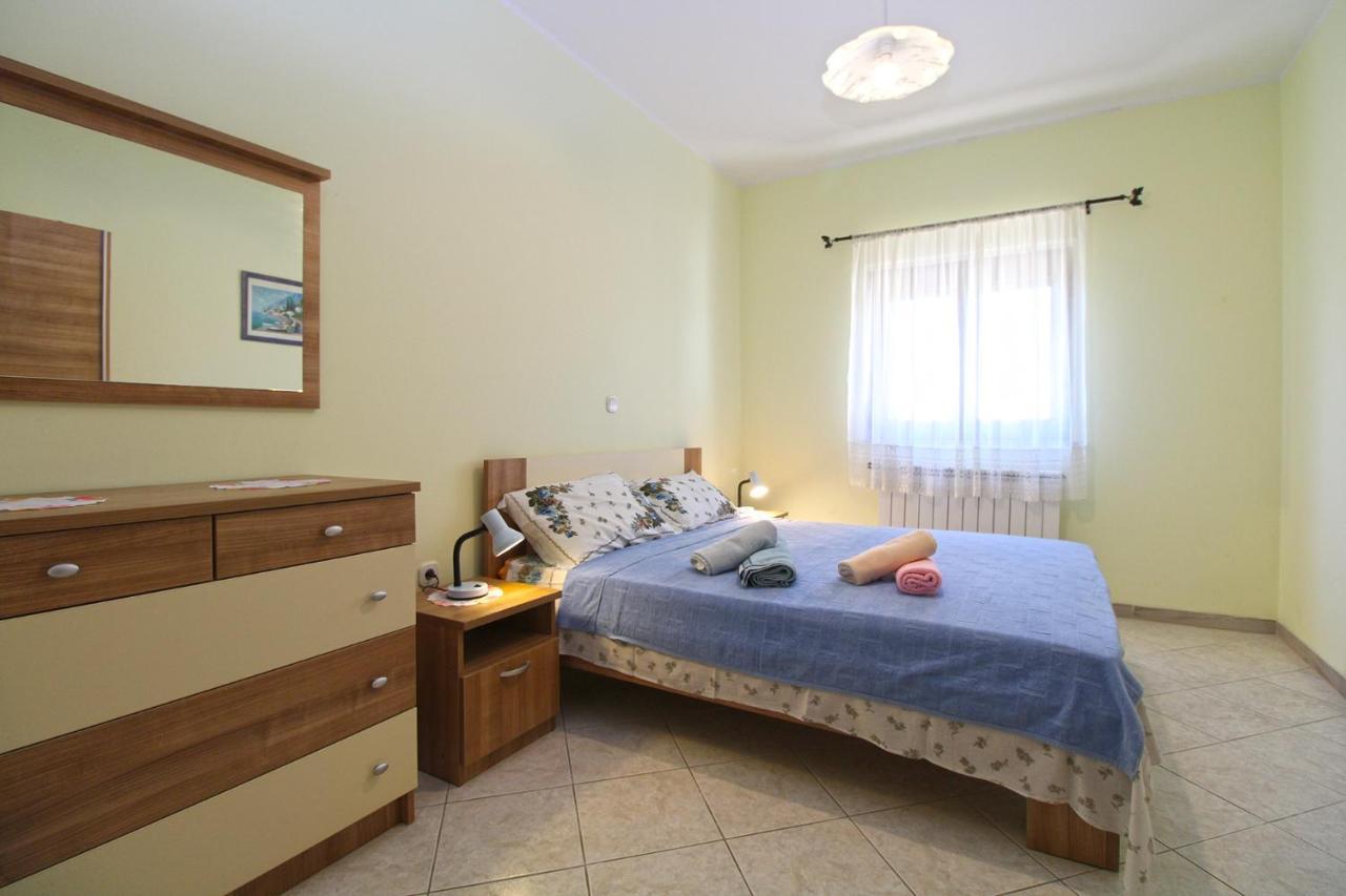 Apartments Veroslava 2159 Pola Esterno foto